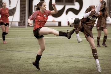 Bild 321 - wBJ FC St. Pauli - Walddoerfer SV : Ergebnis: 3:4